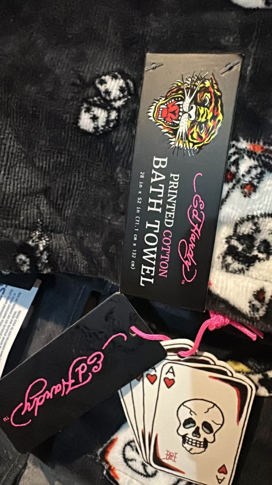 Toalla de Baño Ed Hardy Negro Calaveras.