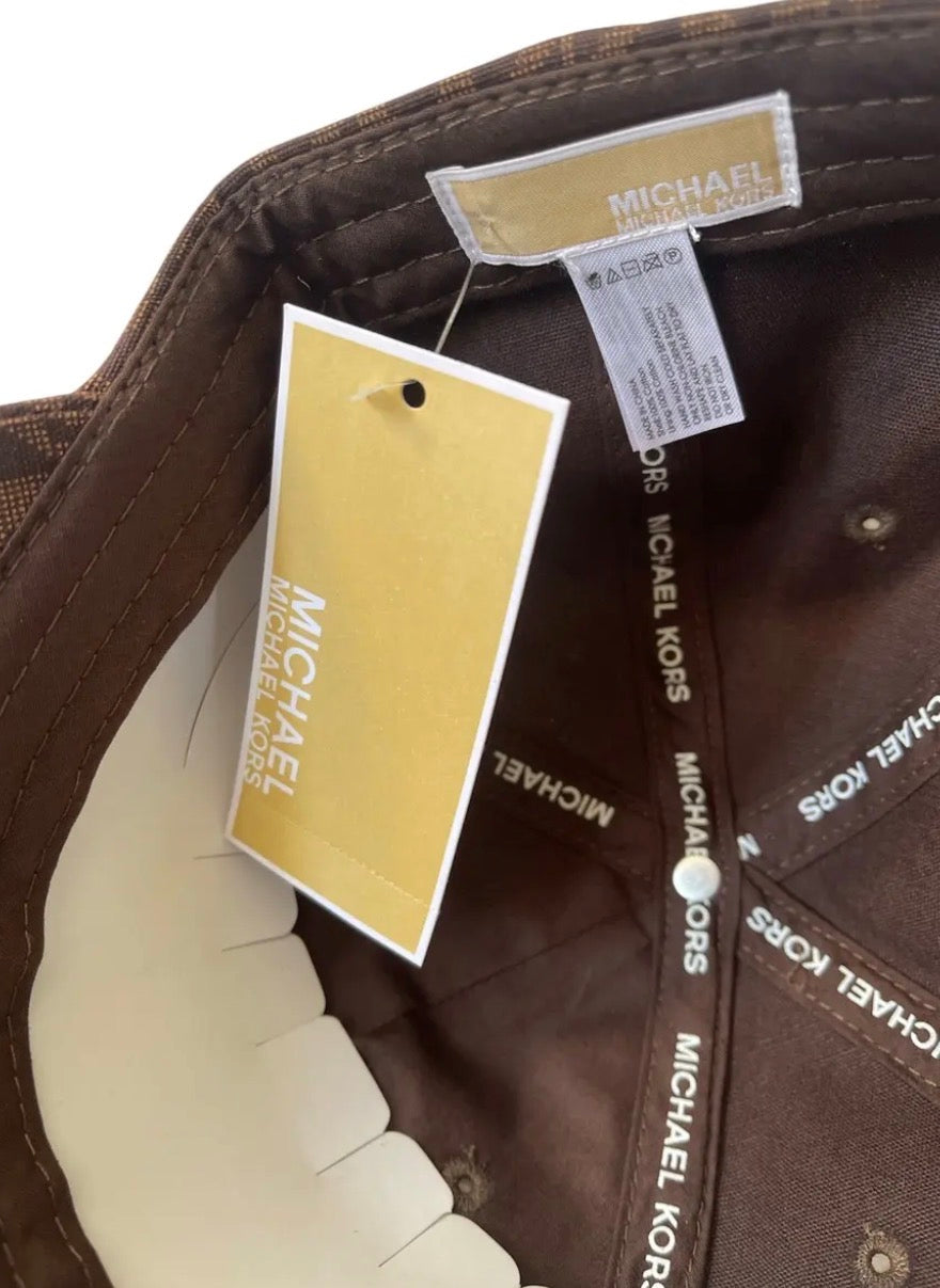 Gorra Michael Kors Original – Diseño Monograma Café.